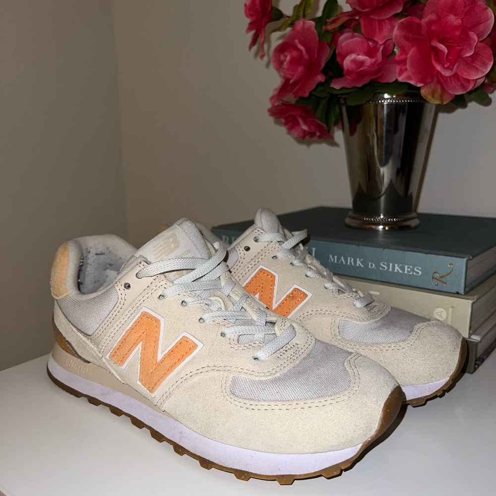 New Balance 574 Beige/Peach/Tan